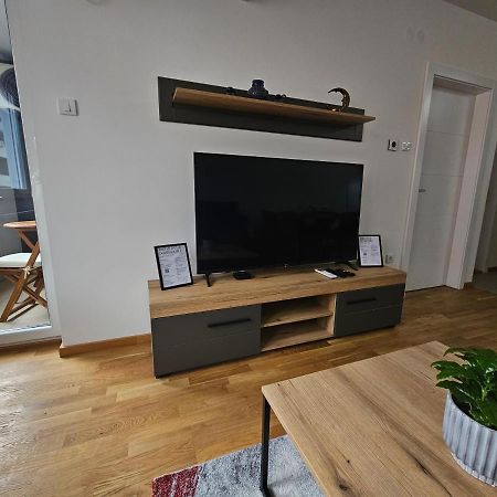Sun&Moon Apartments Novi Sad Luaran gambar