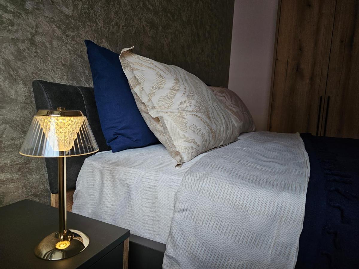 Sun&Moon Apartments Novi Sad Luaran gambar