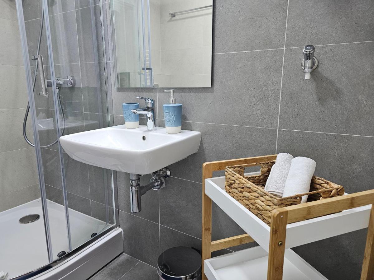 Sun&Moon Apartments Novi Sad Luaran gambar